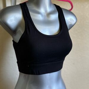 NVGTN sports bra